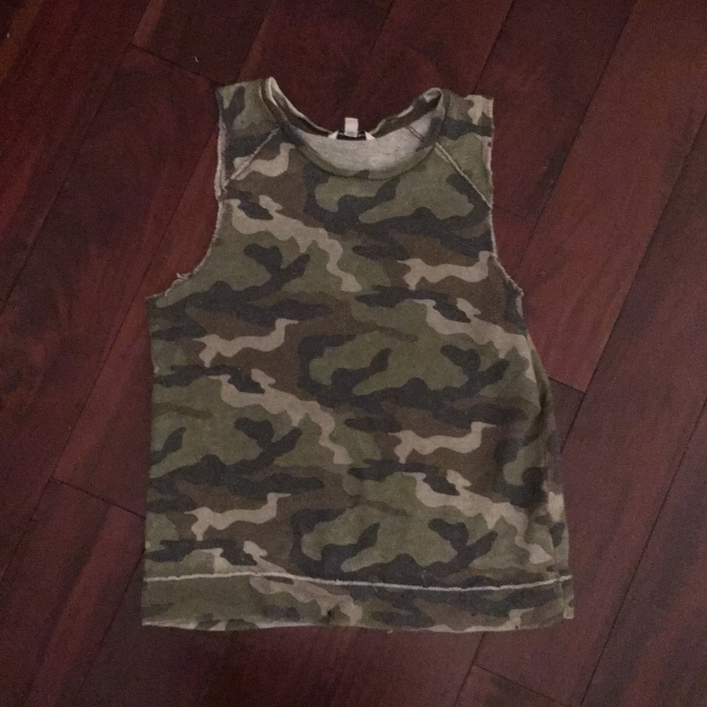 camo tank